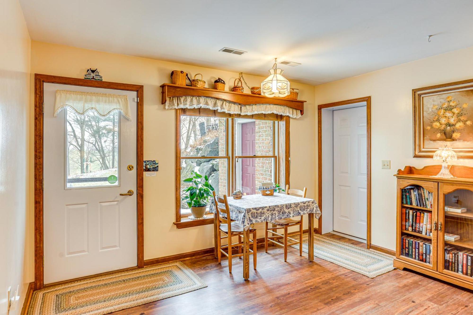 Charming Apartment With Yard And Beautiful Gardens! Manheim Luaran gambar